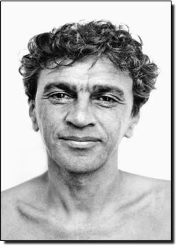 Imagem de CAETANO VELOSO